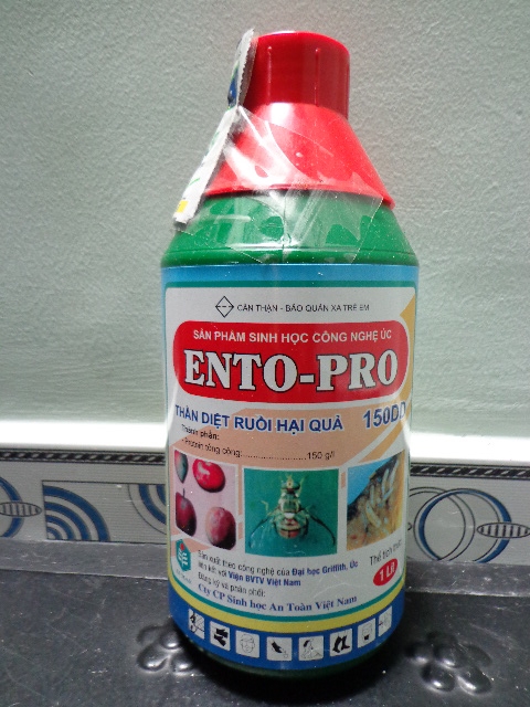Chế phẩm sinh học Ento Pro 150DD diệt ruồi hiệu quả